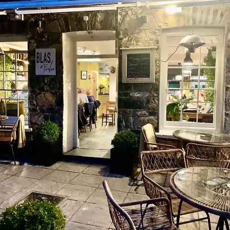 Blas At Fronlas Cafe - The Heart Of Newport-2